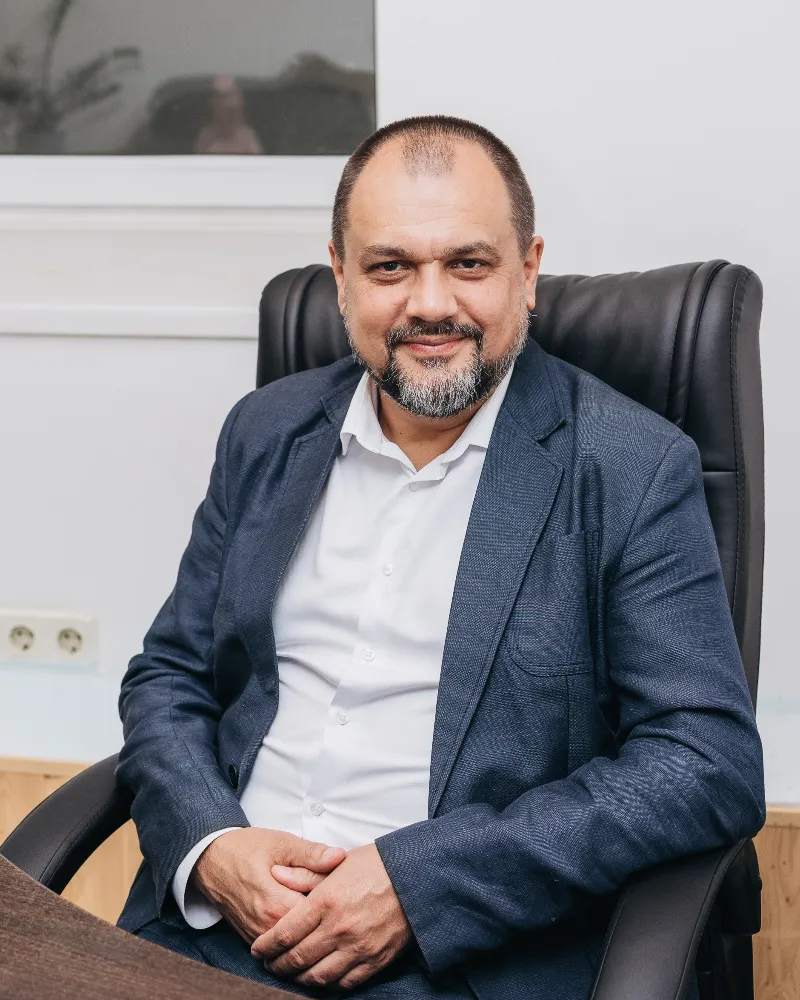 Олександр Капля, керуючий партнер АО «АСПЕКТ», у своєму кабінеті